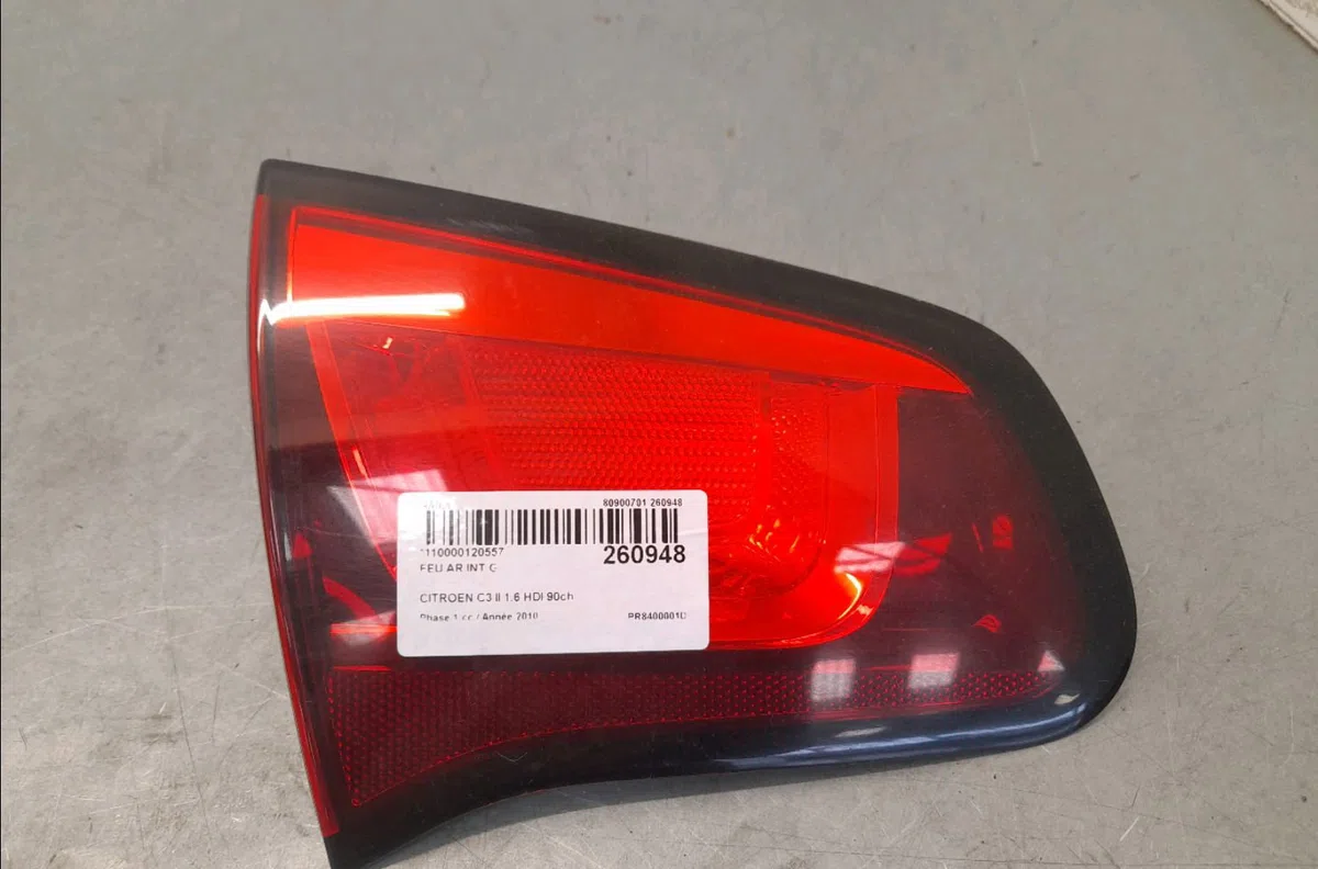 Feu arrière interieur gauche Citroen C3 II (SC_) 1.6 hdi (2009-2016) 5 portes occasion