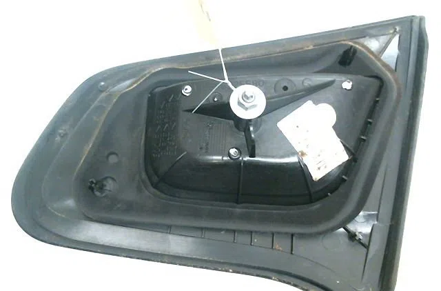 Feu arrière interieur gauche CITROEN C3 occasion
