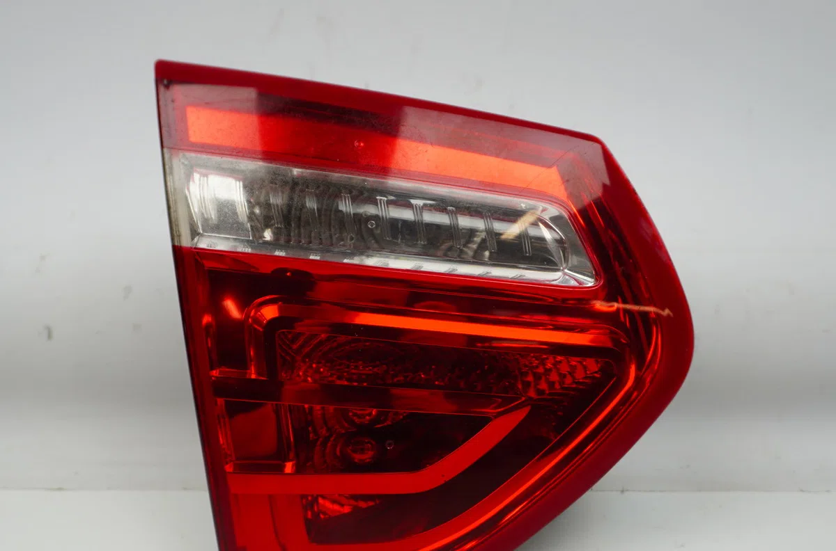 Feu arrière interieur gauche Citroen C4 PICASSO I Monospace (UD_) 1.6 hdi (2007-2013) 5 portes occasion