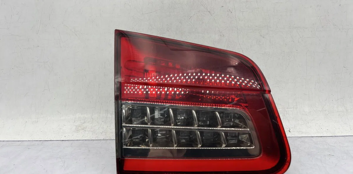 Feu arrière interieur gauche CITROEN C5 2 occasion