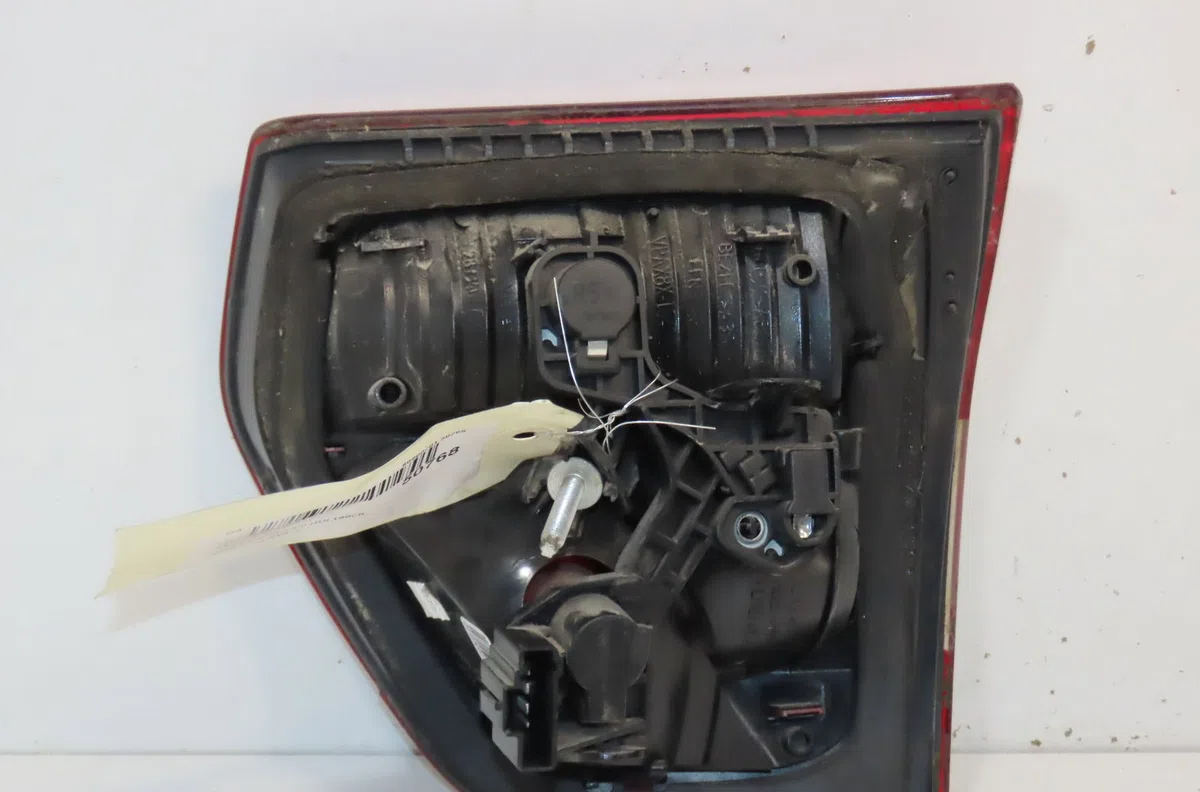 Feu arrière interieur gauche Citroen C5 III Break (RW_) 2.0 hdi 165 (2009) occasion