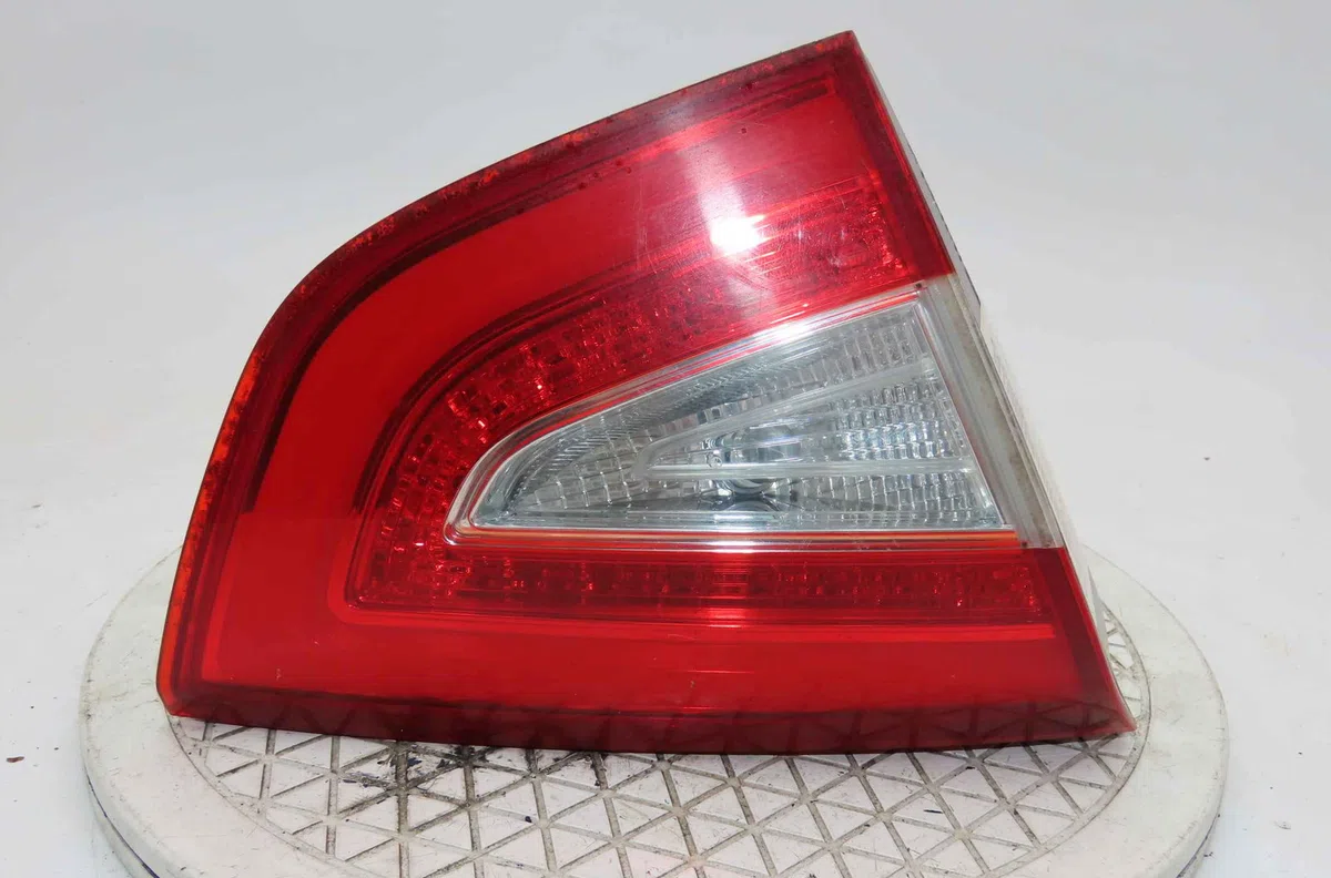 Feu arrière interieur gauche HYUNDAI IX35 occasion