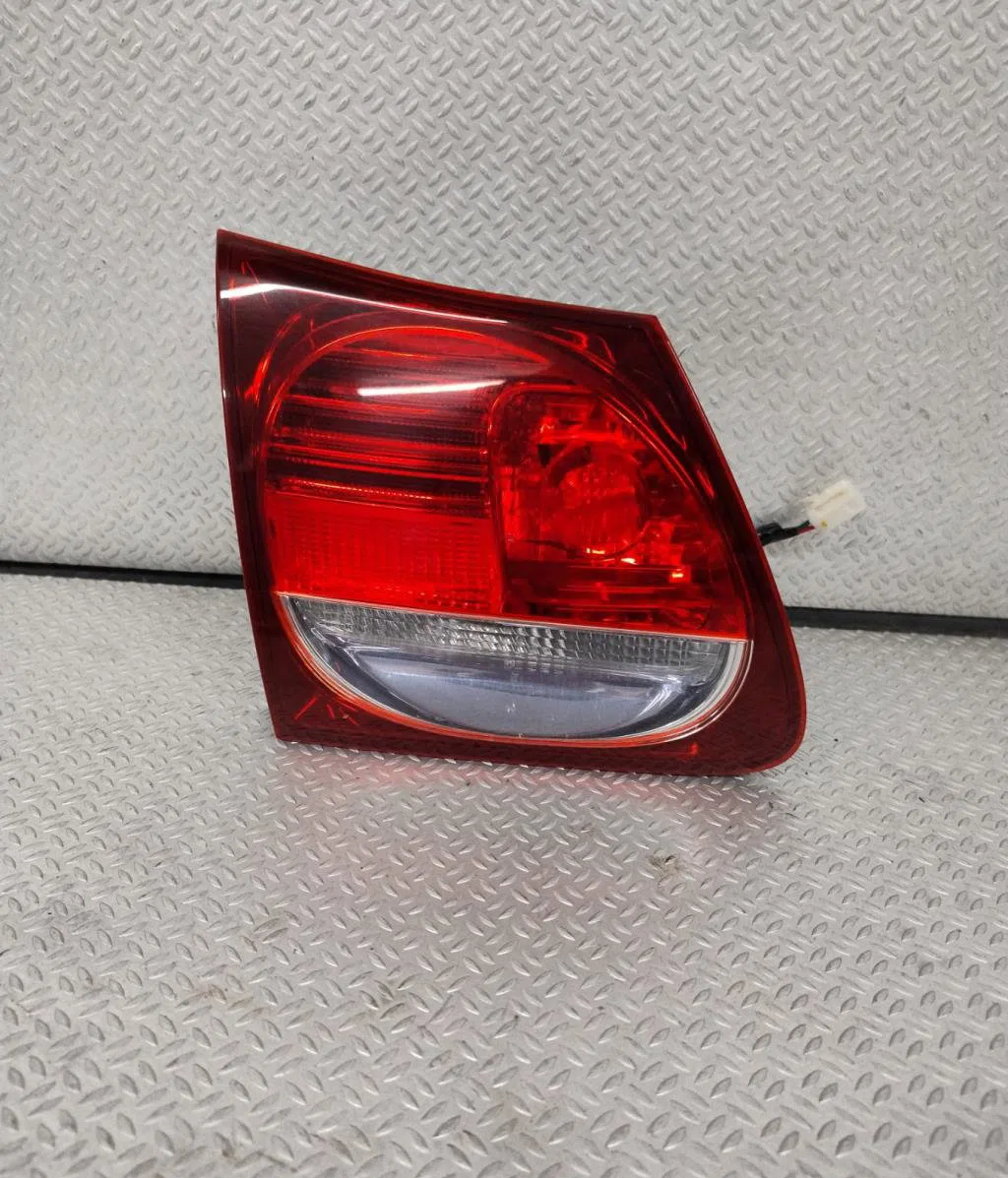 Feu arrière interieur gauche Lexus GS (_S19_) 450h (grs191_, gws191_) (2006-2011) occasion