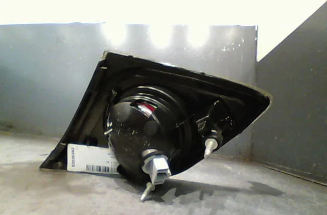 Feu arrière interieur gauche Mazda 3 (BK) 1.6 di turbo (2004-2009) occasion