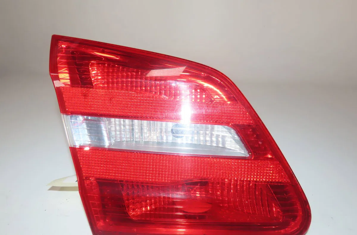 Feu arrière interieur gauche Mercedes-benz CLASSE B Sports Tourer (W246, W242) B 180 cdi (246.200) (2011-2014) occasion