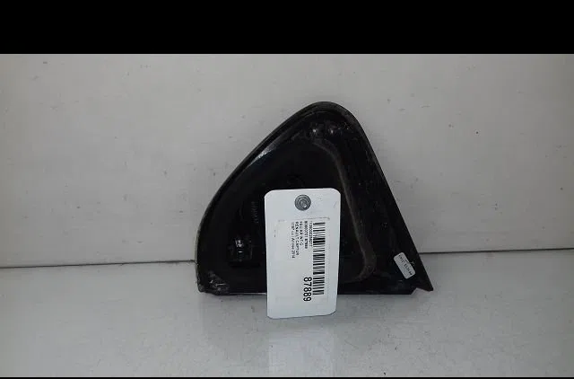 Feu arrière interieur gauche Renault CAPTUR I (J5_, H5_) 1.2 tce 120 (2013) occasion