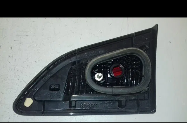 Feu arrière interieur gauche Renault SCÉNIC III (JZ0-1_) 1.6 dci (jz00, jz12) (2011) 5 portes occasion