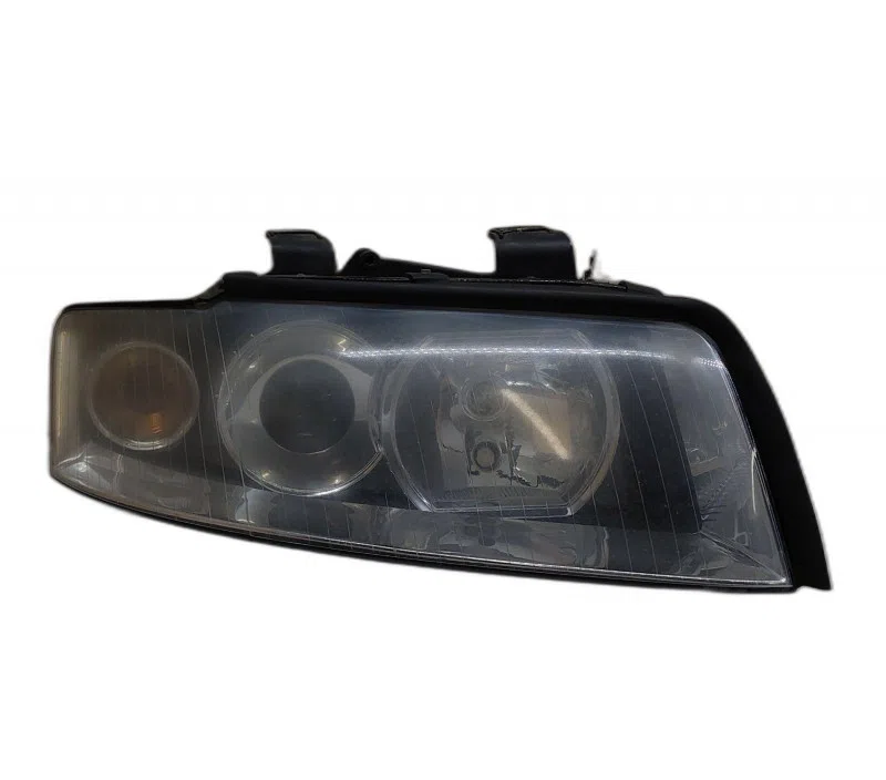 FEU AVANT DROIT AUDI A4 8E0941030C