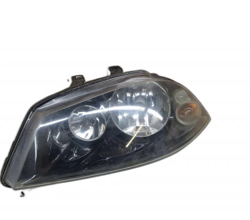 FEU AVANT GAUCHE SEAT CORDOBA 6L1941751B