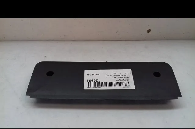 Feux stop supplementaire Alfa romeo 147 (937_) 1.9 jtdm 16v (937.axn1b, 937.bxn1b) (2004-2010) occasion