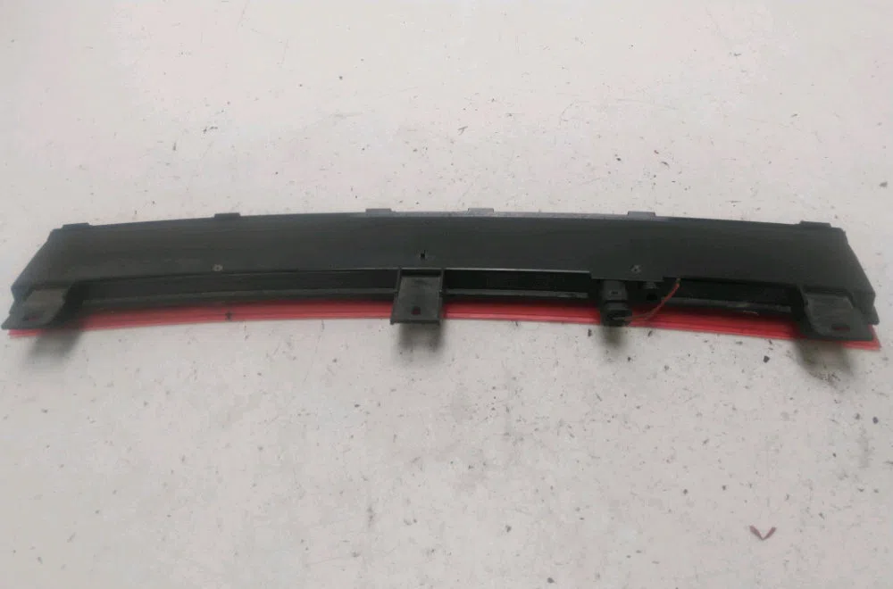 Feux stop supplementaire Audi A1 (8X1, 8XK) 1.2 tfsi (2010-2015) occasion