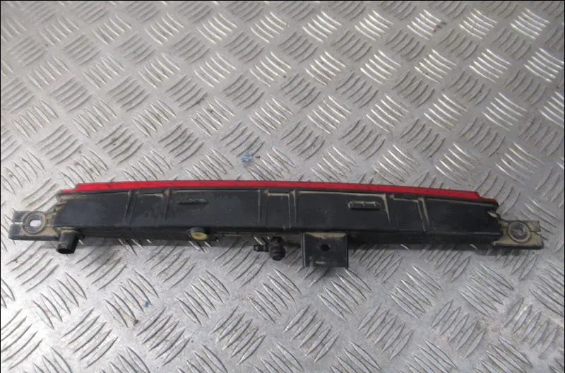 Feux stop supplementaire Bmw 2 Gran Tourer (F46) 218 i (2015) occasion