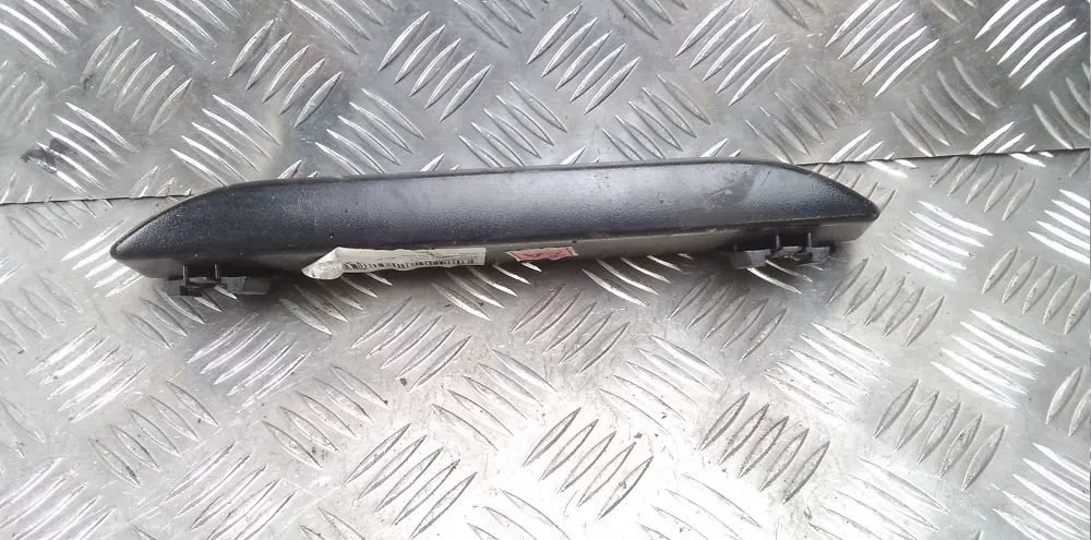 Feux stop supplementaire Chevrolet AVEO - KALOS 3-5 portes (T250, T255) 1.2 (2008) 5 portes occasion