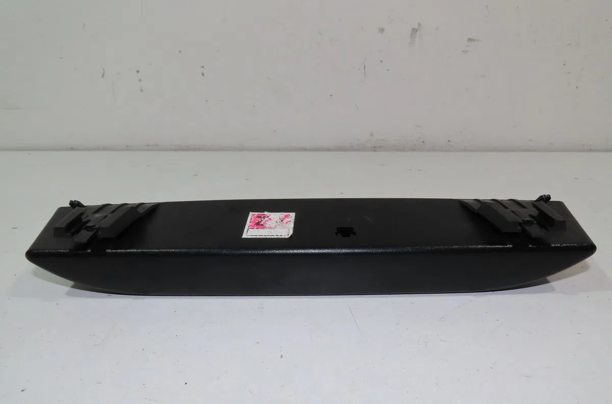 Feux stop supplementaire Chevrolet AVEO - KALOS 3-5 portes (T250, T255) 1.2 (2008) 5 portes occasion