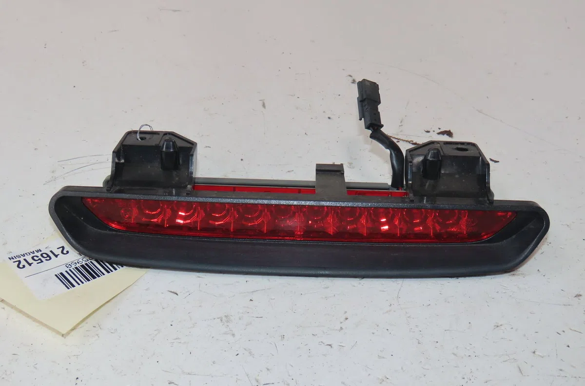 Feux stop supplementaire Chevrolet ORLANDO (J309) 2.0 d (2011-2015) occasion