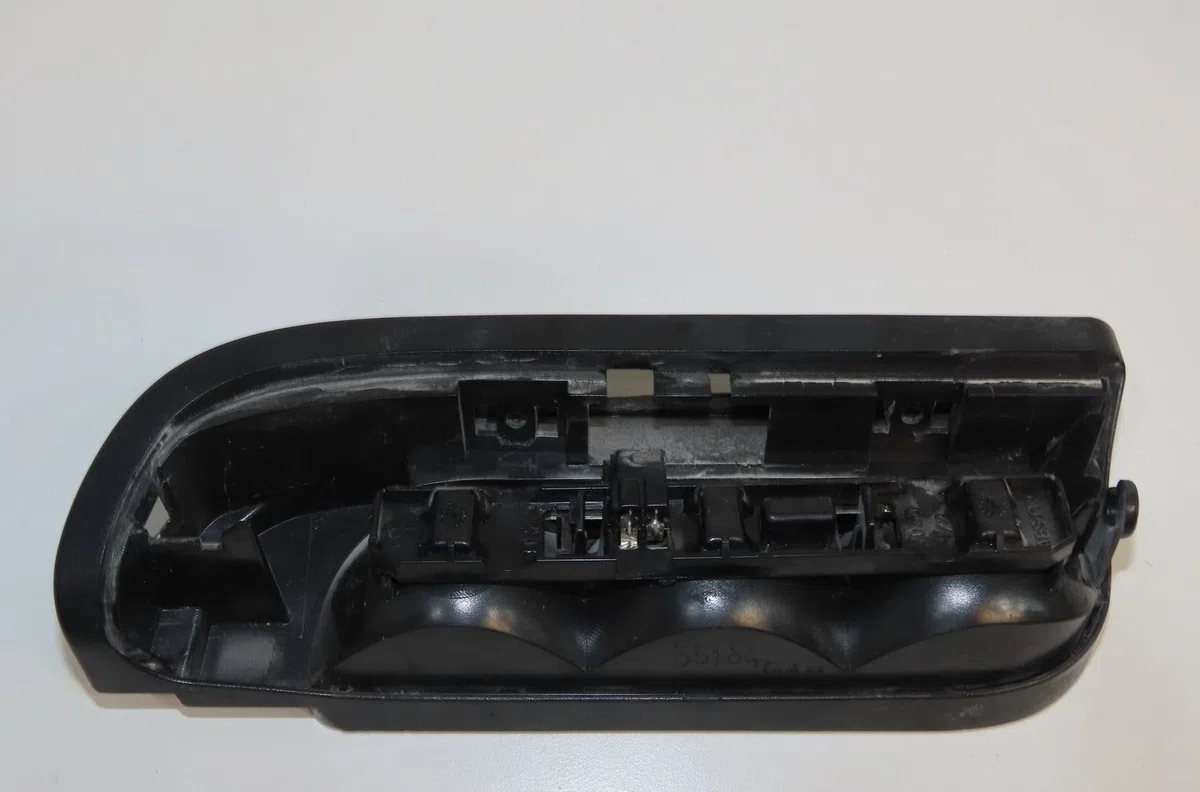 Feux stop supplementaire Citroen BERLINGO - BERLINGO FIRST Camionnette-Monospace (M_) 1.9 d 70 (mbwjz, mcwjz) (1999-2011