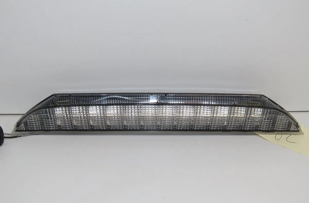 Feux stop supplementaire Citroen C-CROSSER (VU_, VV_) 2.2 hdi (2007-2012) 5 portes occasion