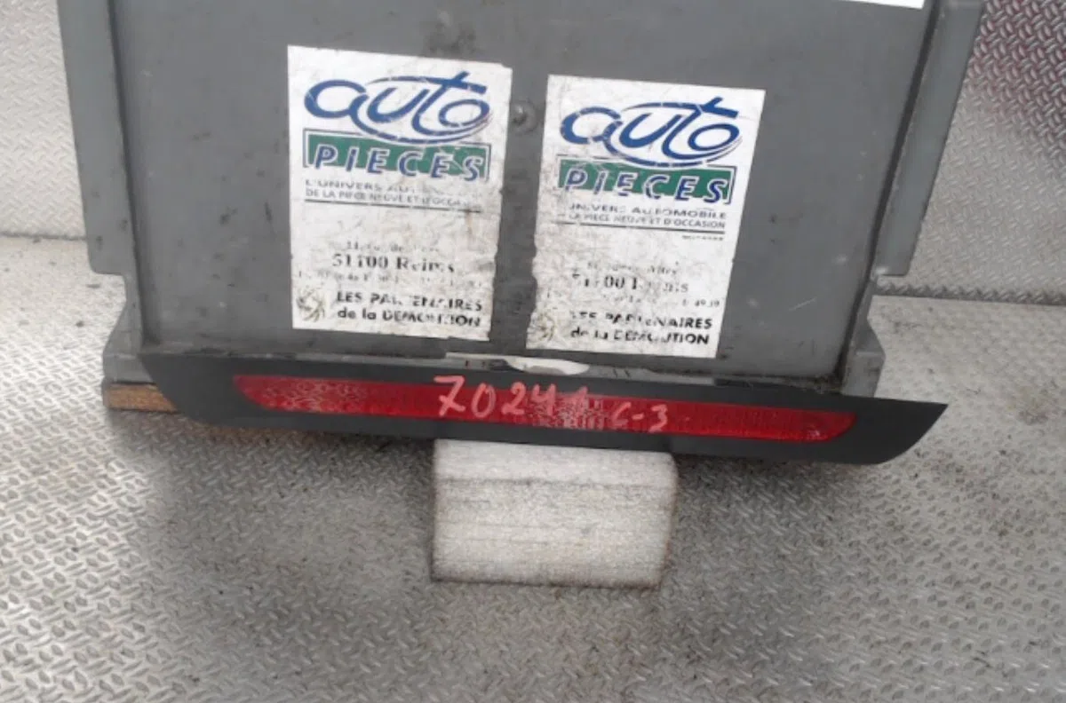 Feux stop supplementaire CITROEN C3 1  C3 1 PHASE 1 occasion