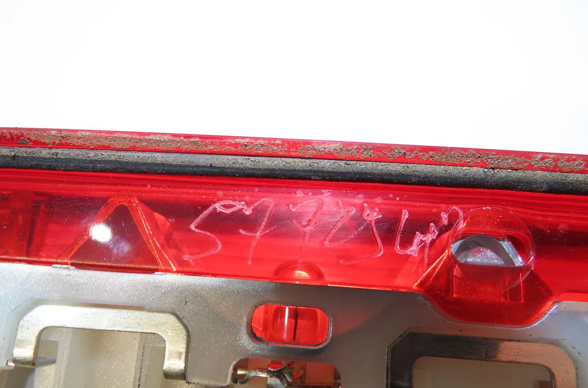 Feux stop supplementaire Citroen C3 III (SX) 1.5 bluehdi 100 (sxyhyp, sxyhtu) (2018) occasion