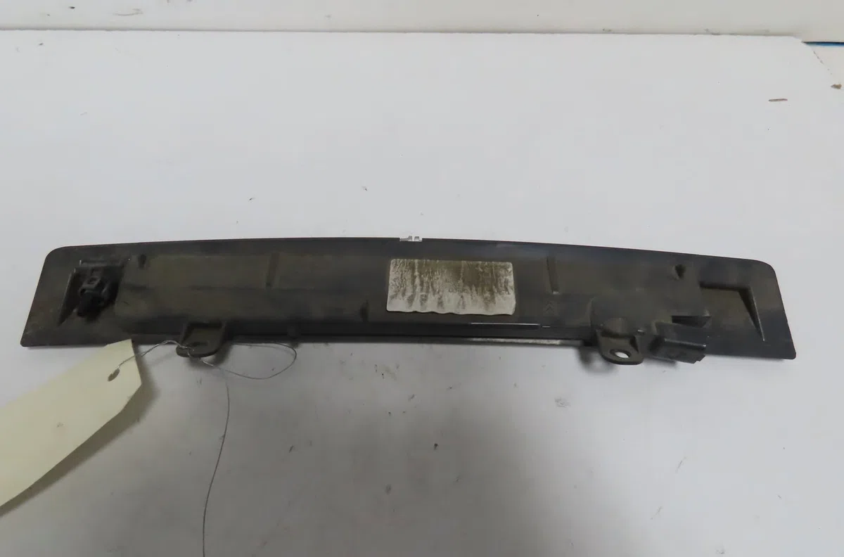 Feux stop supplementaire Citroen C4 II (NC_) 1.6 bluehdi 100 (2014) occasion
