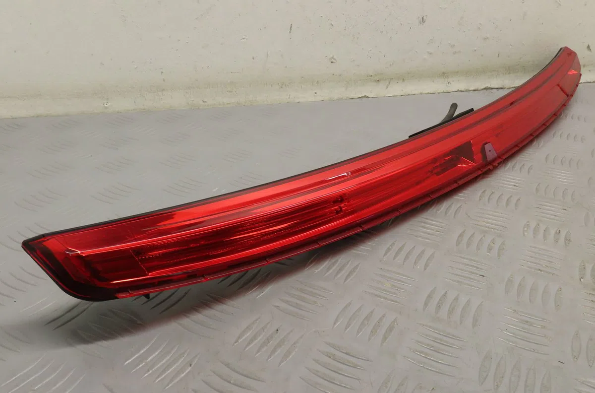 Feux stop supplementaire Citroen C4 PICASSO I Monospace (UD_) 1.6 vti 120 (2008-2013) occasion