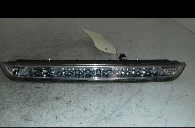 Feux stop supplementaire Citroen C4 PICASSO II 1.6 hdi - bluehdi 115 (2013) 5 portes occasion