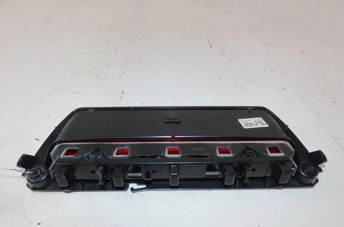 Feux stop supplementaire Citroen C5 I (DC_) 2.0 hdi (dcrhzb, dcrhze) (2001-2004) 5 portes occasion