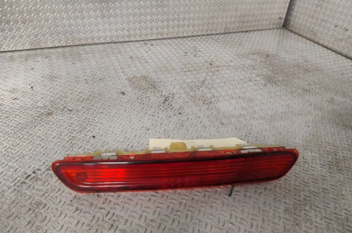 Feux stop supplementaire Citroen DS3 (SA_) 1.4 vti 95 (2010-2015) occasion
