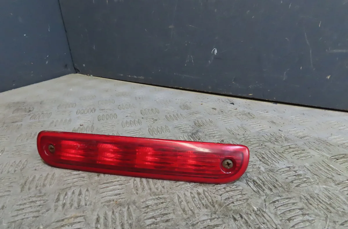 Feux stop supplementaire Citroën JUMPER Camionnette 2.0 bluehdi 130 (2015-2019) occasion
