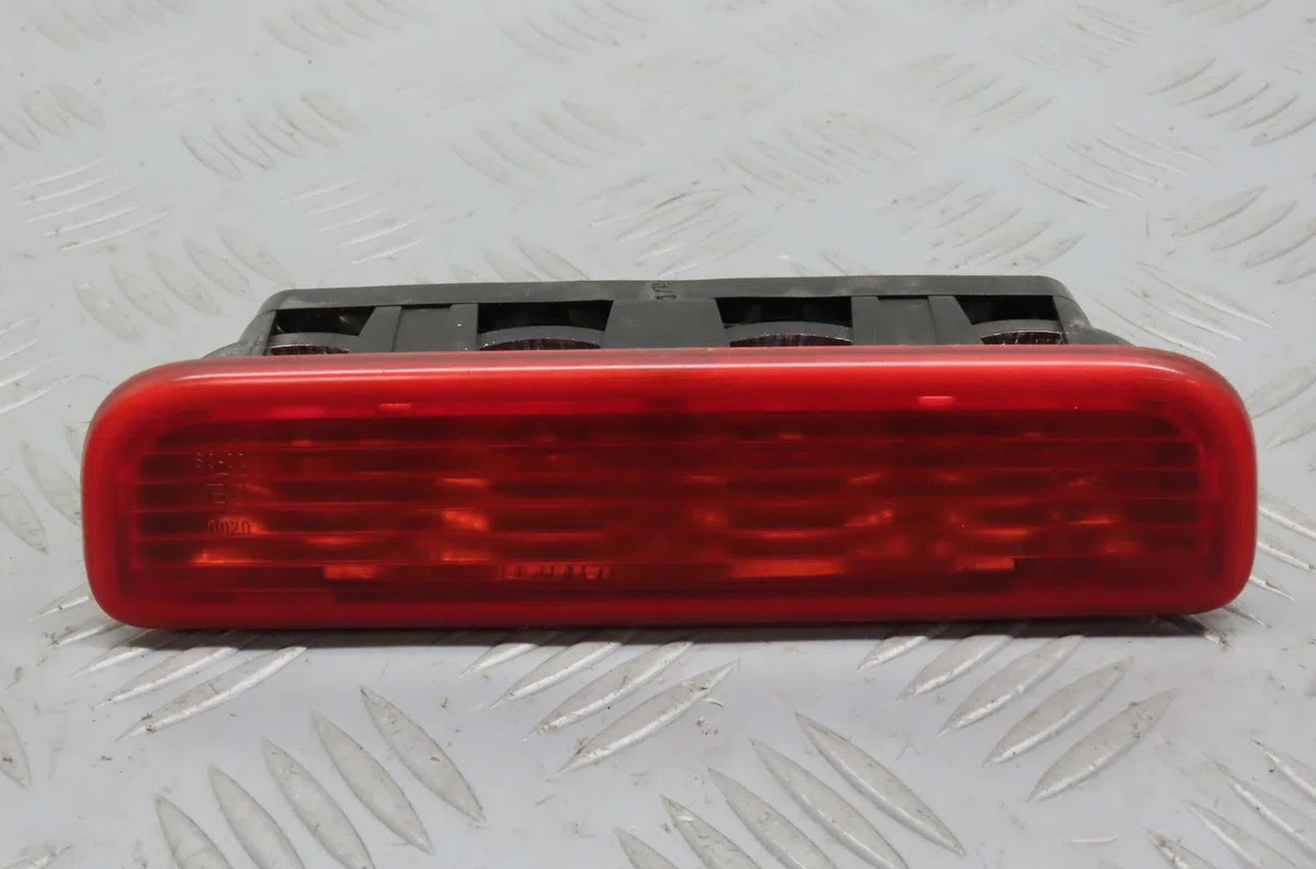 Feux stop supplementaire Citroen NEMO Camionnette-Monospace (AA_) 1.4 (2008) occasion