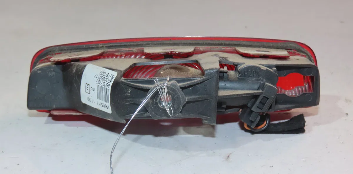 Feux stop supplementaire Dacia LOGAN EXPRESS (FS_) 1.5 dci (fs0k) (2009) occasion