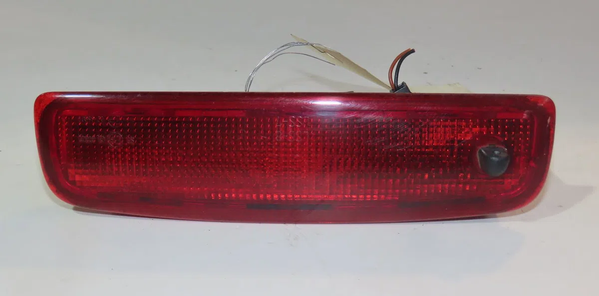 Feux stop supplementaire Dacia LOGAN MCV (KS_) 1.6 16v hi-flex (2009) occasion