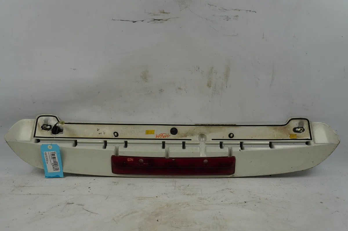 Feux stop supplementaire Daihatsu SIRION (M1) 1.0 i 4wd (1999-2000) occasion