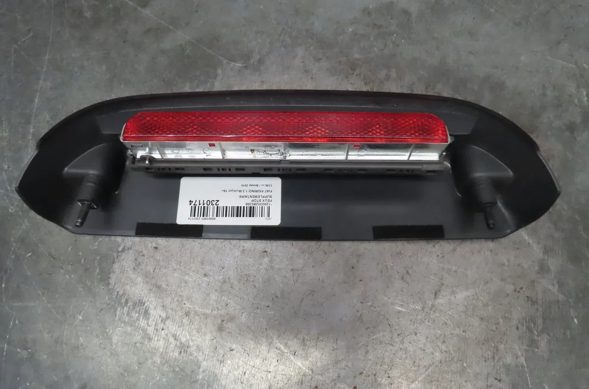 Feux stop supplementaire Fiat FIORINO Monospace (225_) 1.3 jtd multijet (225bxb1a, 225bxb11) (2007) occasion