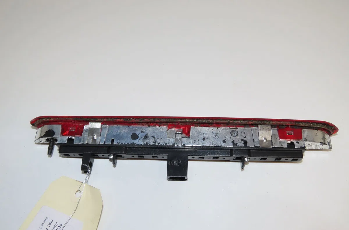 Feux stop supplementaire Fiat PUNTO (199_) 1.4 multi air (2012) occasion