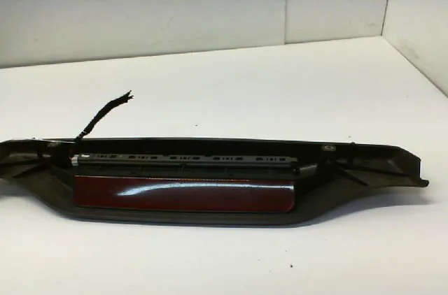 Feux stop supplementaire FIAT PUNTO II Phase 1 10-1999--05-2003 JTD 85ch occasion