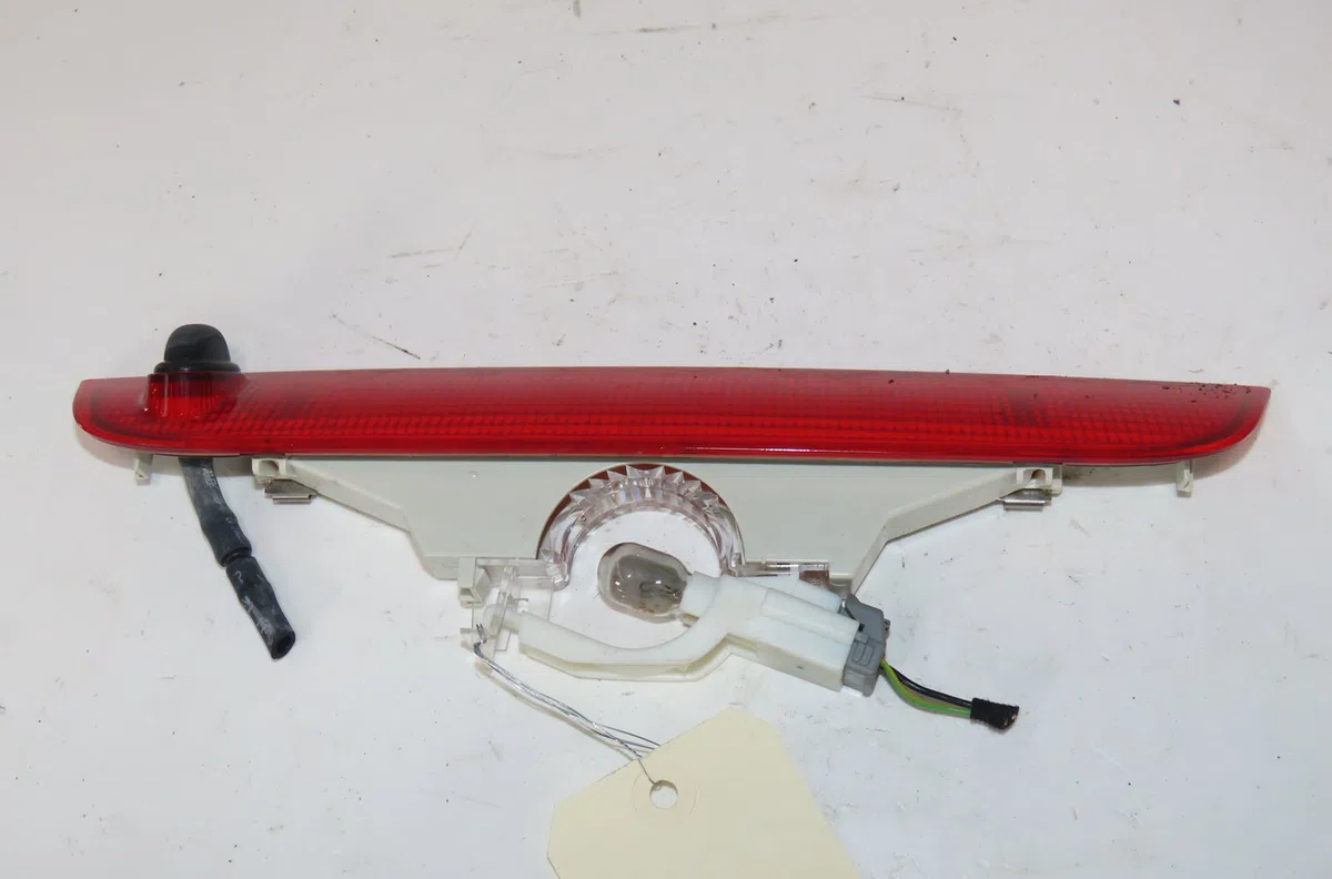 Feux stop supplementaire Ford FUSION (JU_) 1.6 (2002-2009) occasion