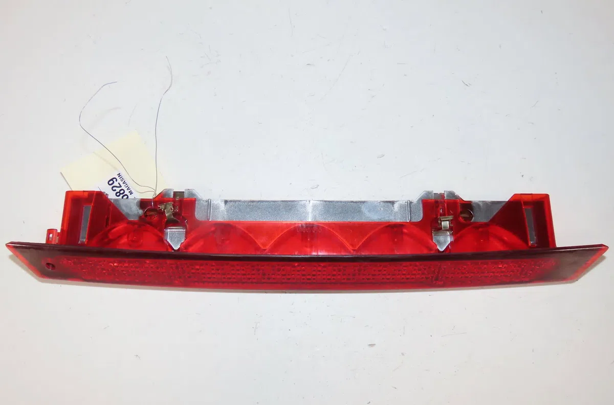 Feux stop supplementaire Ford GRAND C-MAX (DXA-CB7, DXA-CEU) 2.0 tdci (2011-2019) occasion