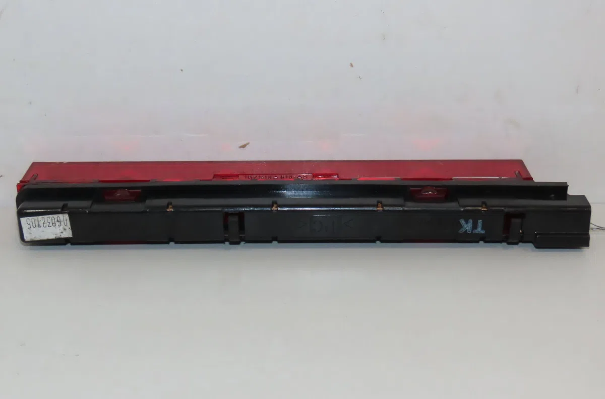 Feux stop supplementaire Ford MONDEO III A trois volumes (B4Y) 2.0 16v (2000-2007) occasion