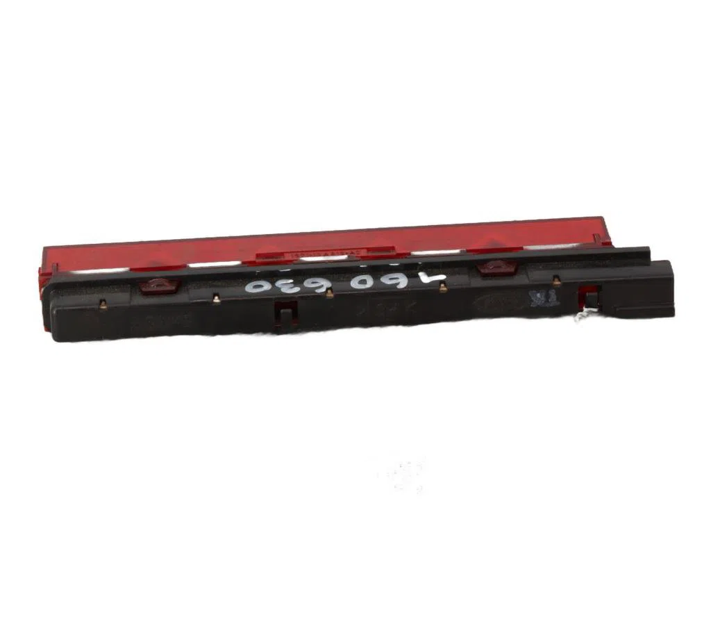 Feux stop supplementaire Ford MONDEO III Clipper (BWY) 2.0 16v tddi - tdci (2000-2007) occasion
