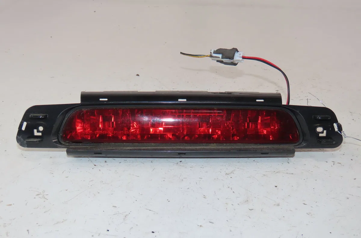 Feux stop supplementaire Ford RANGER (TKE) 3.2 tdci 4x4 (2011) occasion