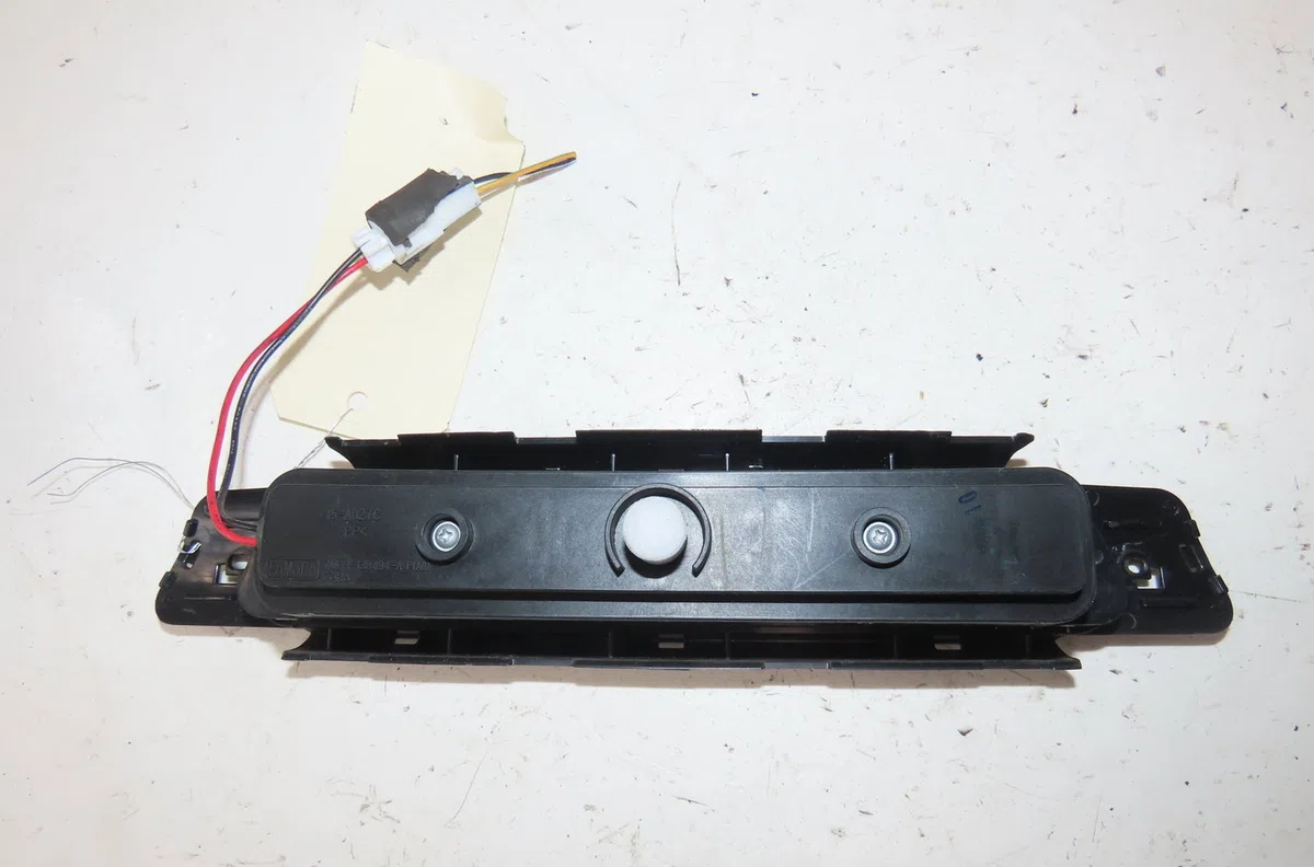 Feux stop supplementaire Ford RANGER (TKE) 3.2 tdci 4x4 (2011) occasion