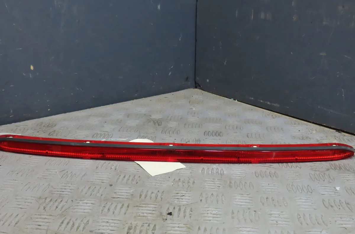 Feux stop supplementaire Honda CIVIC VIII Hatchback (FN, FK) 1.8 (fn1, fk2) (2005) occasion