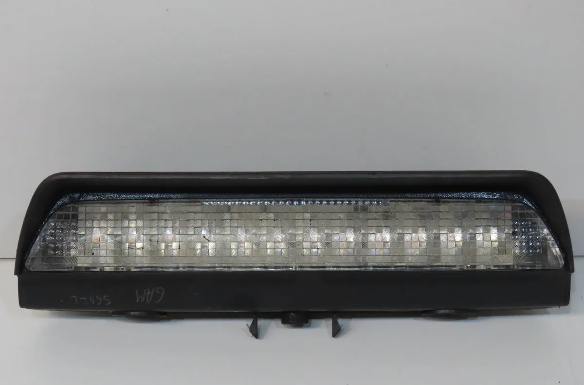 Feux stop supplementaire Honda JAZZ III (GE_, GG_, GP_, ZA_) 1.3 hybrid (gp1) (2011) occasion