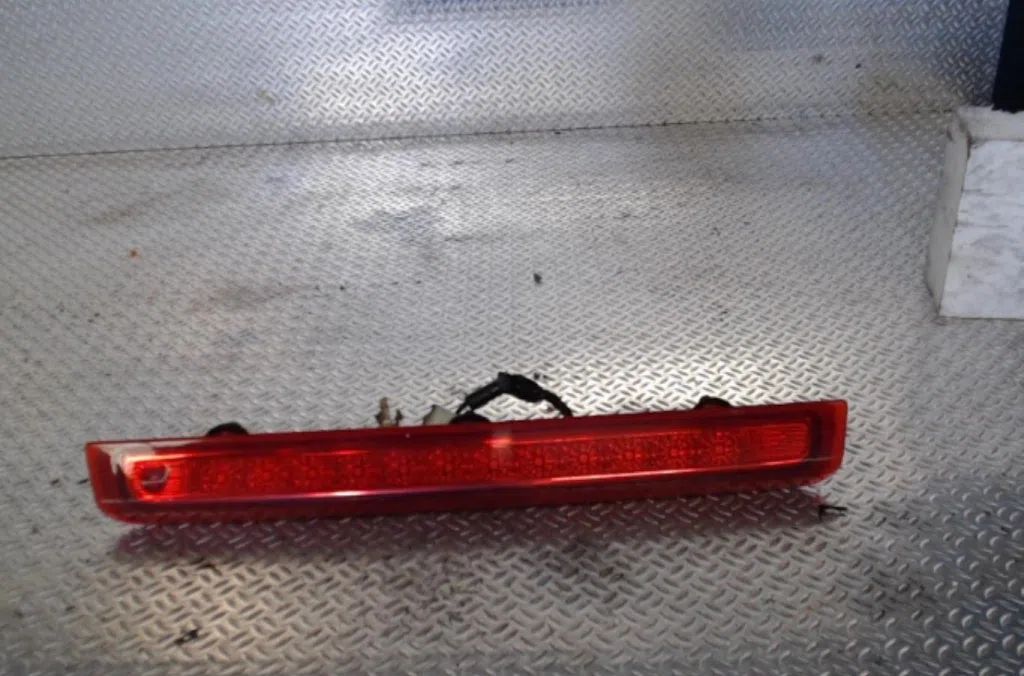 Feux stop supplementaire HYUNDAI I 30 1  I 30 1 PHASE 1 occasion