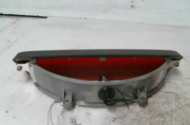 Feux stop supplementaire Hyundai SANTA FÉ I (SM) 2.0 crdi 4x4 (2003-2006) occasion