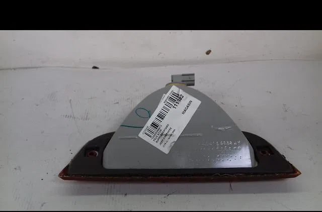 Feux stop supplementaire Jeep CHEROKEE (KJ) 2.8 crd 4x4 (2004-2008) occasion