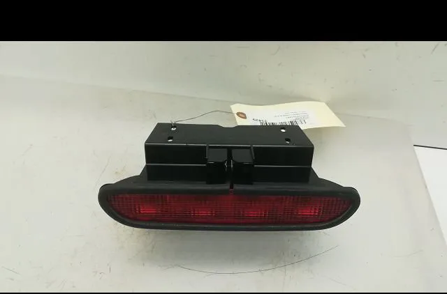 Feux stop supplementaire Mercedes-benz CLASSE A (W168) A 140 (168.031, 168.131) (1997-2004) occasion
