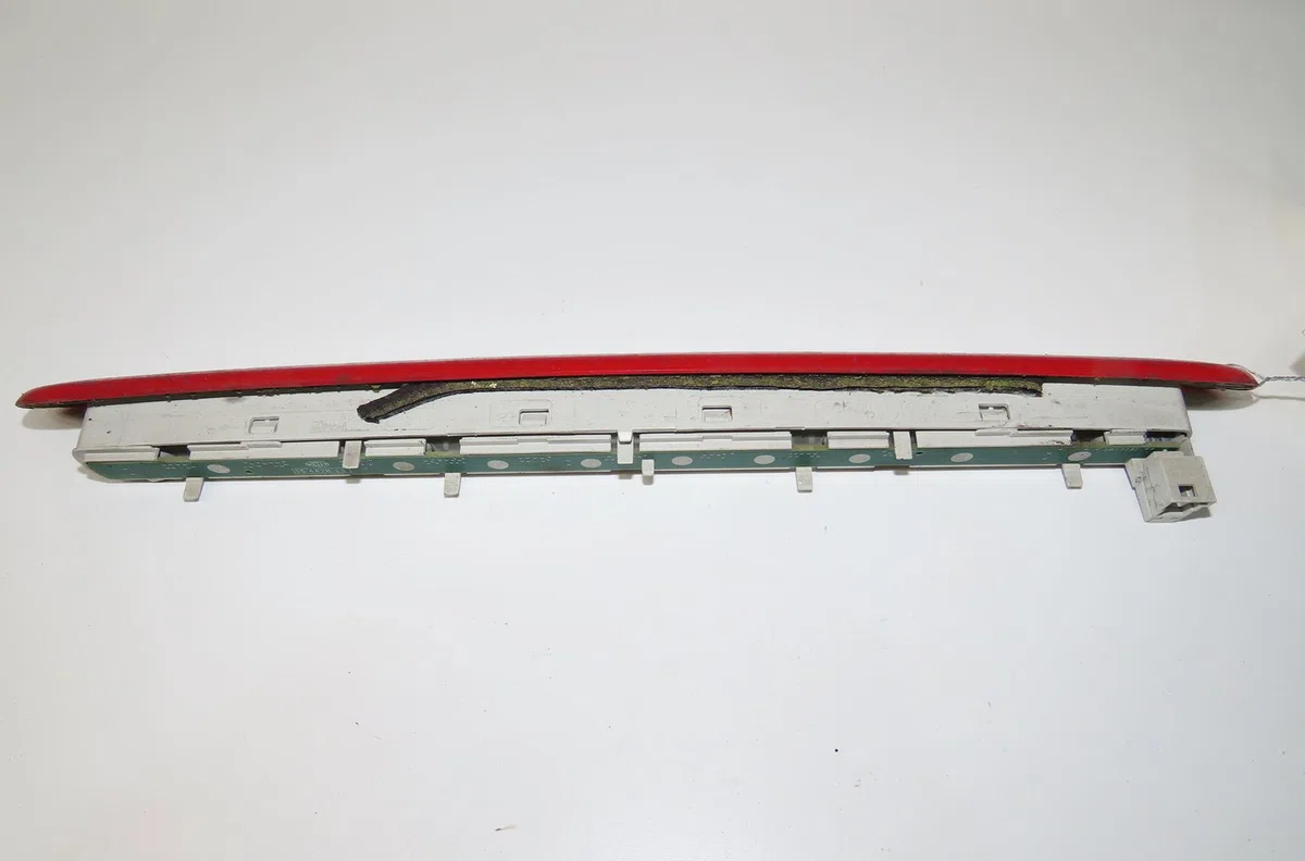 Feux stop supplementaire Mercedes-benz SPRINTER 3,5-t Camionnette (B907, B910) 316 cdi rwd (907.631, 907.633, 907.635, 9