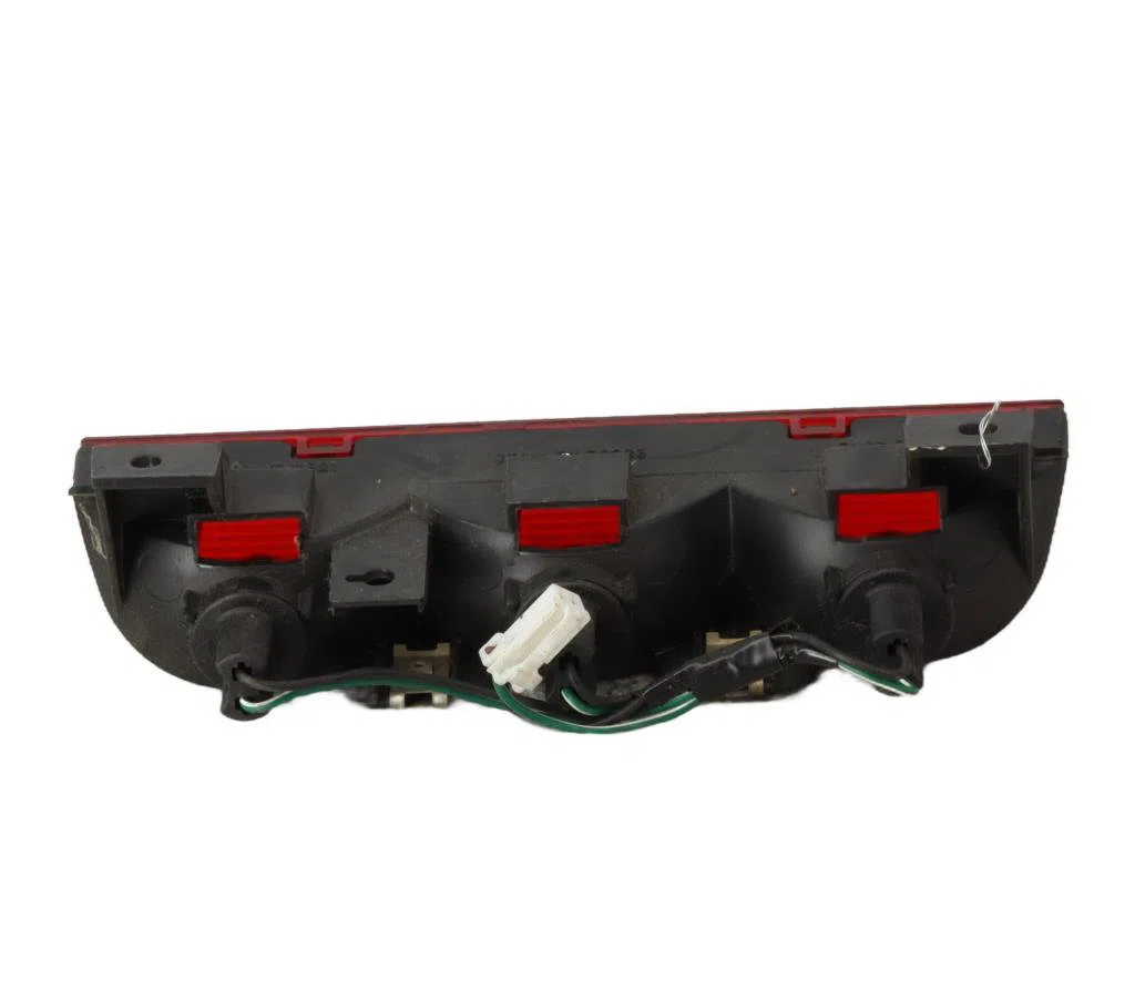 Feux stop supplementaire MITSUBISHI PAJERO 3 PHASE 2 occasion